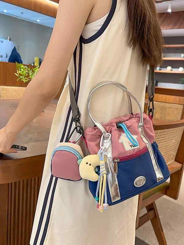 水桶バッグ レディース ナイロン 切り替え 配色 ステッチ レトロ かわいい 軽量 ド...
