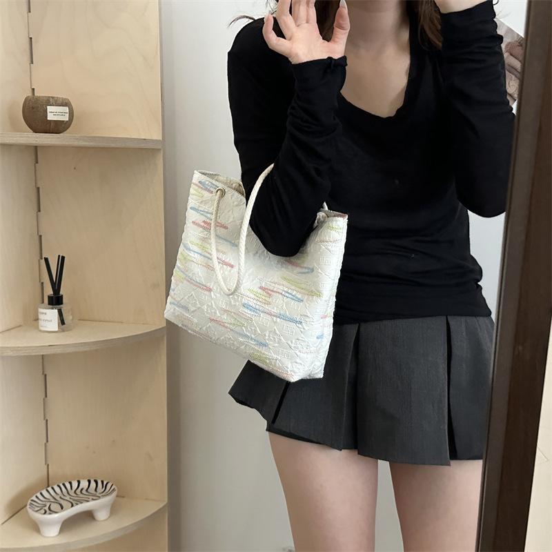 Rakuten - トートバッグ レディース 大容量 ナイロン ショルダー 横型 スクエア ジッパー ソフト レース 夏 白 黒 ピンク 通勤 通学 普段使い カジュアル シンプル