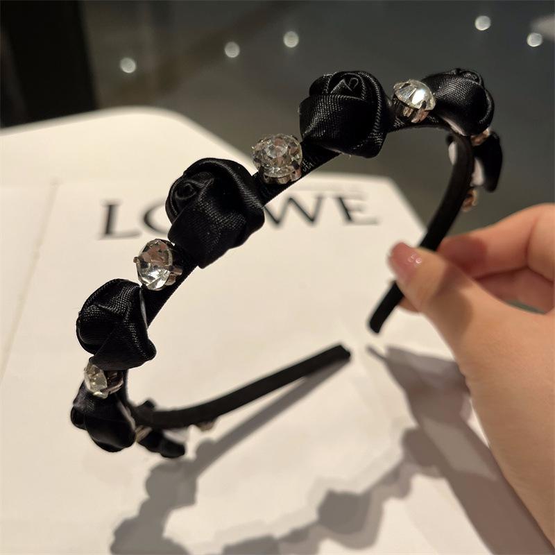 ・カテゴリ: ヘアアクセサリー・素材: 合金・製法: 手工芸・カラー: ブラック・デザイン: フラワー・スタイル: レトロ、ヴィンテージ風・対象: レディース