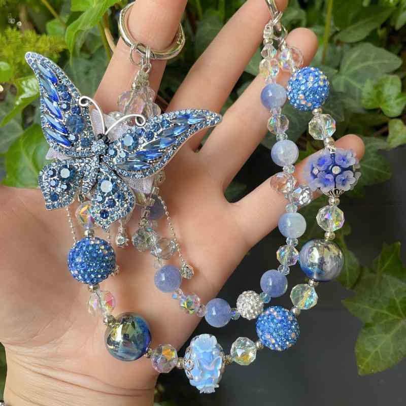 スマホストラップ レディース 蝶 ハンドメイド ビーズ バッグチャーム キーホルダー おしゃれ 高級感 アクセサリー