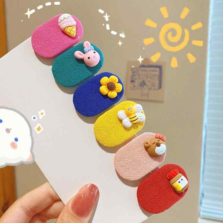 ・カテゴリ: ヘアアクセサリー・スタイル: カートゥーン・対象: 子供・主な素材: 布・デザイン: フルーツ・モチーフ: 動物、花、タッセル・加工: 業・カラー展開: ローズレッド、イエロー、ピンク・セット内容: 2点セット・対象年齢: 3-6歳、6-10歳、10歳以上