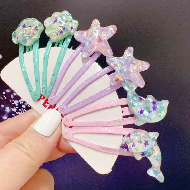 ・スタイル: 子ども用・素材: プラスチック、樹脂・カラー展開: 画像セット1、海星2、イルカ3、貝殻4、ゴールドハート5、画像6、画像10、画像11、画像12、画像13、画像14・カテゴリ: ヘアクリップ、ヘアピン・対象: 子ども・デザイン: 動物・商品カテゴリ: ヘアアクセサリー