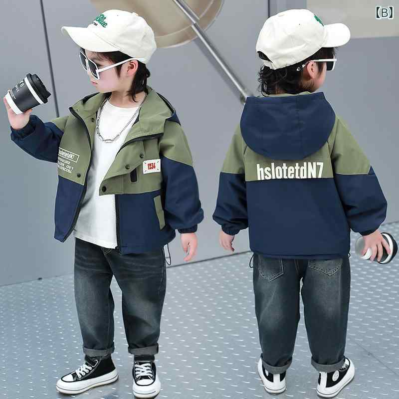 ふんわり暮らし鞄店のジャケット キッズ 男の子 春秋 フード付き ウインドブレーカー 子供服 ジャンパー ブルゾン アウター カジュアル 切替 軽量 防風 通学 遠足｜アングル3