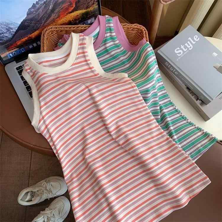 ・カテゴリ: ワンピース、子供用ワンピース・スタイル: カジュアル・主な素材: コーデュロイ・素材（裏地）: ポリエステル 30%・対象性別: 女の子・対象年齢: 8歳以上（身長140cm以上）・柄: ストライプ・加工: 柔軟加工・デザイン: ノースリーブ、Aライン・カラー展開: ピンク、グリーン・サイズ展開: 80cm、90cm、100cm、110cm、120cm、130cm