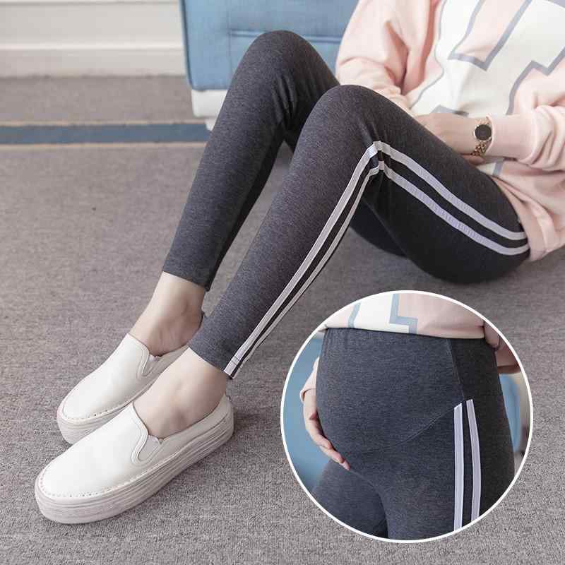 ・カテゴリ: ロングパンツ・主な素材: 綿 30%〜50%、ポリエステル 30%〜50%・カラー展開: ブラック、ライトグレー、ダークグレー・サイズ展開: M、L、XL、XXL・パンツの形状: テーパードパンツ・スタイル: 快適カジュアル