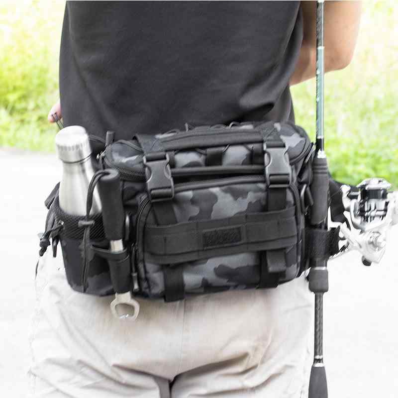 ・カテゴリ: 川釣り用バッグ・主な素材: 帆布・機能: ルアー収納、ライン収納、ロッド収納、リール収納・防水機能: 対応・サイズ: 横26cm × 縦20cm × マチ11cm・カラー展開: ブラック