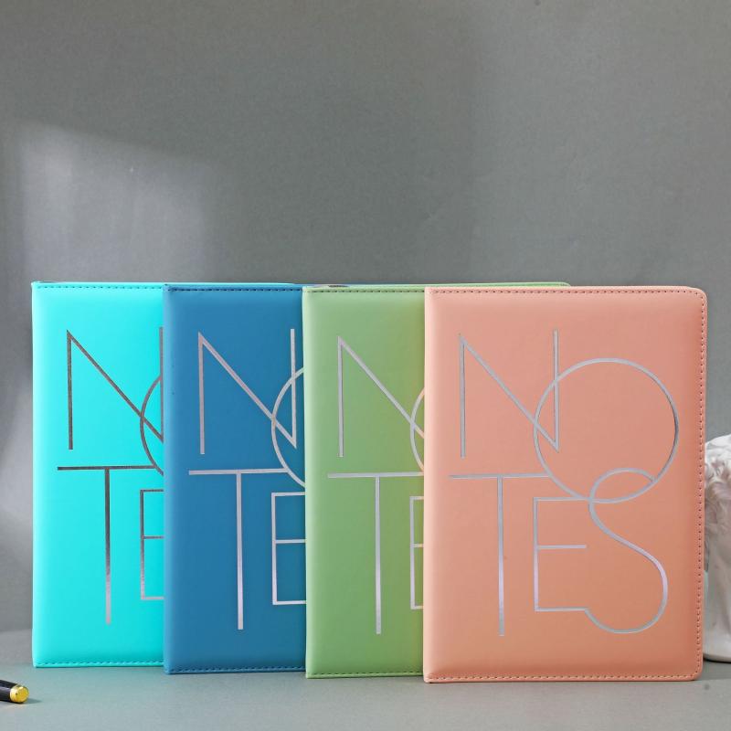 ・カテゴリ: ノート・カバー素材: 合成皮革・製本方法: 糸綴じ製本・中紙素材: 上質紙（道林紙）・サイズ: 25K(A5)・スタイル: ビジネス、オフィス