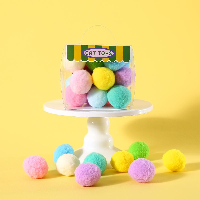 ・主な素材: ぬいぐるみ・カテゴリ: ペット用おもちゃ・重量: 110g・カラー展開: 小怪獣5点セット、おにぎり4点セット、4cmボール20個