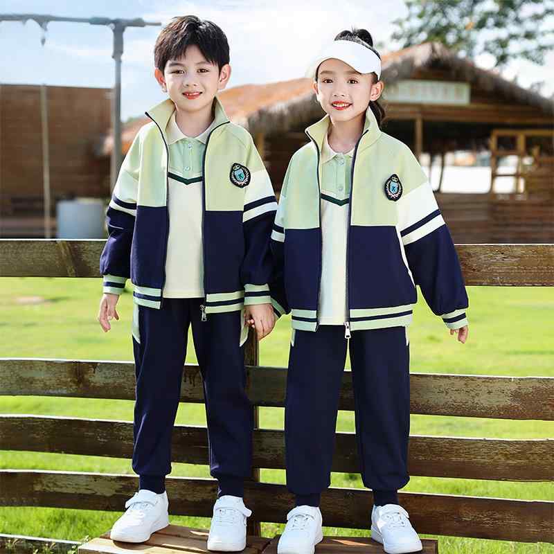 ・カテゴリ: 学校制服・スタイル: スポーツ・適応年齢: 3〜8歳・対象性別: 男女共用・留め具の種類: ファスナー・主な素材: 綿100%・フードの有無: フードなし・セット内容: 長袖、ロングパンツ（上下2点セット）・カラー展開: ジャケット・ロングパンツセット、3点セット、4点セット（男の子用）、4点セット（女の子用）、夏用（男の子用）、夏用（女の子用）・サイズ展開: 身長 100cm、110cm、120cm、130cm、140cm、150cm、160cm、170cm、180cm