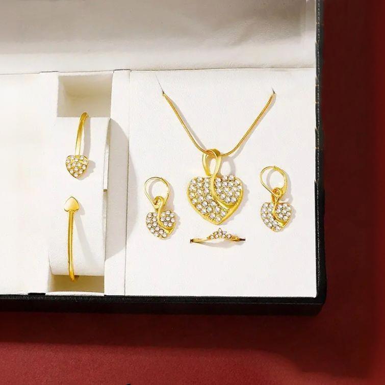 Women's Necklace Jewelry Set, 4 Pieces, Heart Motif, Crystal, Zirconia, Alloy, Sparkling, Elegant, Gorgeous, Gold Color, Silver Color, Perfect for Wedding Receptions, After-Parties, and Formal Occasions.