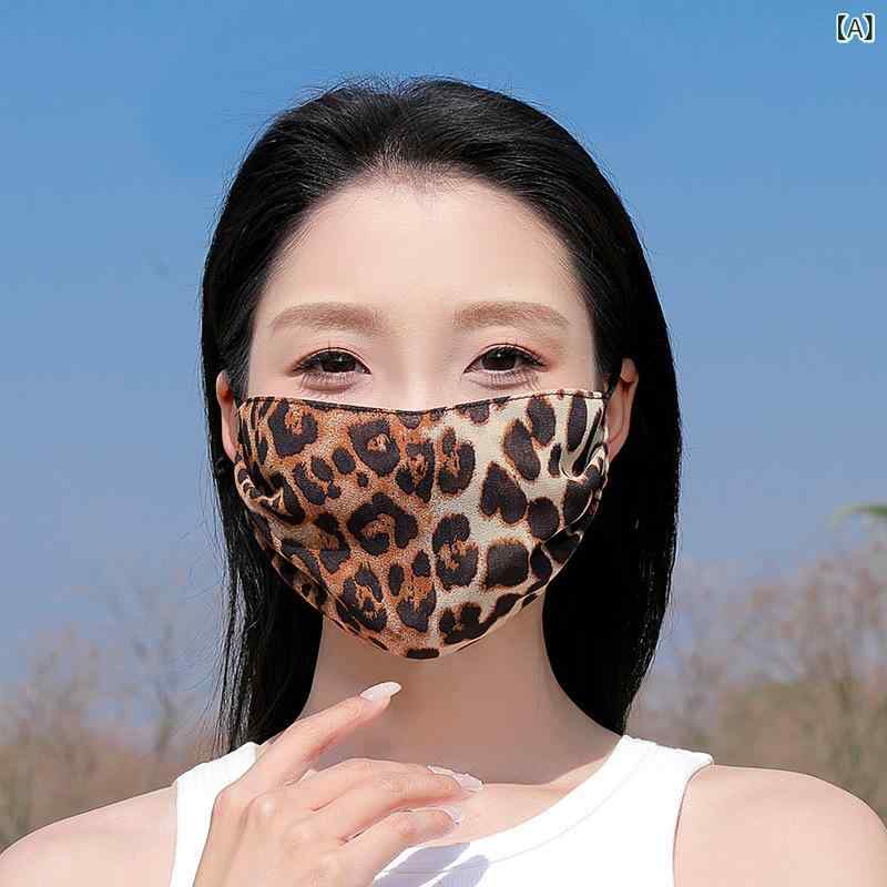 ふんわり暮らし鞄店のマスク レディース 接触冷感 UVカット 日焼け防止 フェイスカバー シフォン 薄手 吸汗速乾 息苦しくない 耳かけ 洗える ヒョウ柄 自転車 運転 紫外線対策｜アングル2