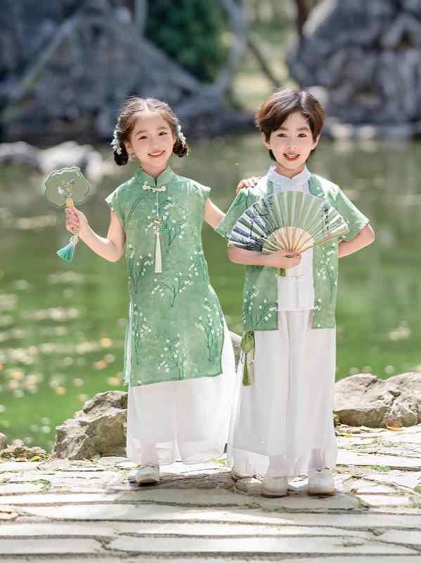 唐装 キッズ 半袖 中国風 セットアップ 薄手 チャイナ風 民族衣装 男の子 女の子 男女兼用 発表会 幼稚園 小学生 朗誦 合唱 ステージ衣装 伝統風