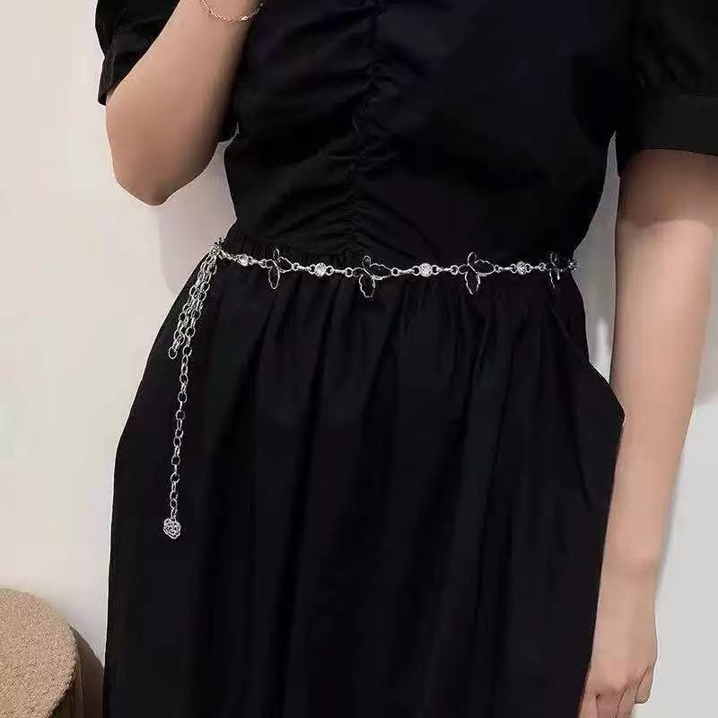 ・カテゴリ: 腰チェーン・対象: 女性・素材: 金属・デザイン: フリンジ・カラー展開: ホワイト、ブラック・スタイル: 欧米風・ベルト巻数: シングル・長さ: 115cm・サイズ: 115cm・幅: 細め（2cm未満）・バックル: 掛け金具