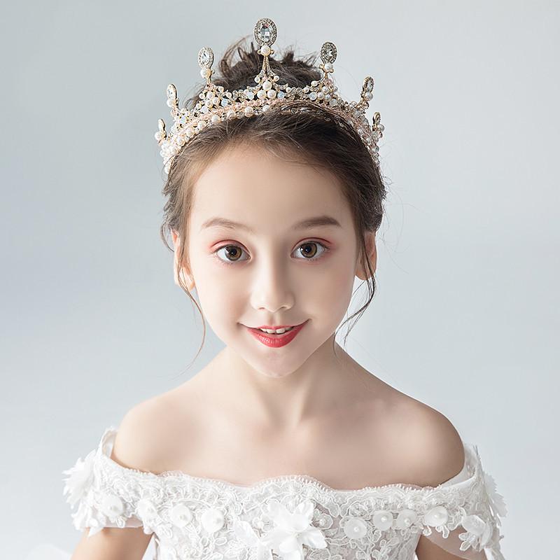 カチューシャ キッズ 女の子 ティアラ 王冠 ヘアアクセサリー ゴールド キラキラ ラインストーン パール かわいい プリンセス 発表会 誕生日 結婚式 七五三 記念写真 ヘアアレンジ