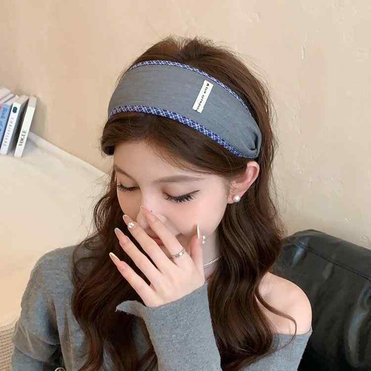 ・カテゴリ: ヘアバンド・デザイン: ブルーチェック、グレーワイド・スタイル: 韓国風・テイスト: フェミニン、スイート・素材: 布