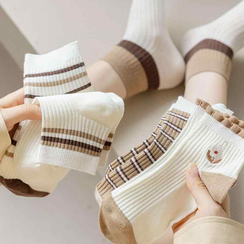 靴下 レディース 春夏 くるぶし ソックス ローカット コットン 刺繍 ストライプ カジュアル くま ルームソックス