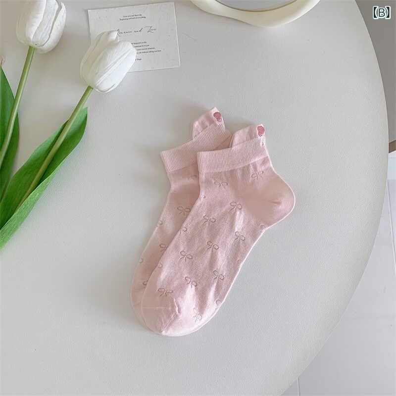 ふんわり暮らし鞄店の靴下 レディース ミドル丈 刺繍 バックリボン 薄手 通気性 吸汗 防摩擦 無地 コットン混 かわいい 甘口 JKスタイル カジュアル 春夏｜アングル3