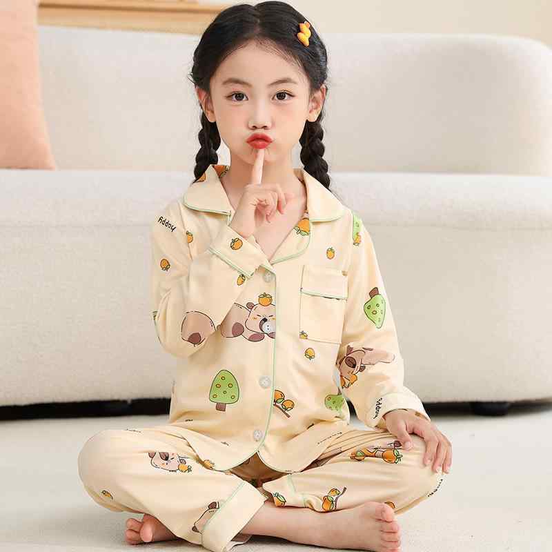 ・カテゴリ: 子供用ルームウェア・安全基準: B類・素材: ポリエステル ・性別: 女児・カラー展開: グリーンチェック恐竜、ピーチ、リーナ・ベル、レッドベア、クロミ、パグ、ルビー、ピンクピッグ・スタイル: カートゥーン・対象年齢: 3〜8歳（100〜140cm）・対応身長: 105-115cm、115-125cm、125-135cm、135-145cm、145-155cm、155-160cm、160-165cm、165-170cm・生地の厚さ: 普通・柄: 動物、格子、無地、カートゥーン、似顔絵、迷彩、花柄、抽象、ドット、ボーダー、ストライプ・生地加工: プリント