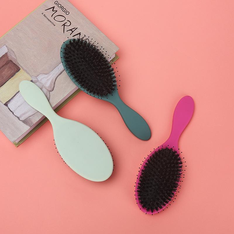 ヘアブラシ レディース 豚毛 パドルブラシ 頭皮マッサージ 濡れた髪 乾いた髪 両用 くし クッションブラシ ボリュームアップ 持ち運び 軽量
