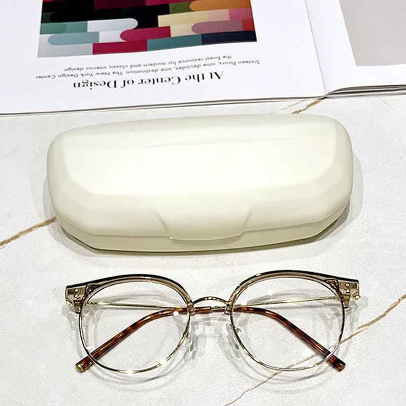 ・カテゴリ: 眼鏡ケース・主な素材: プラスチック・カラー展開: 大プラスチックケース、小プラスチックケース