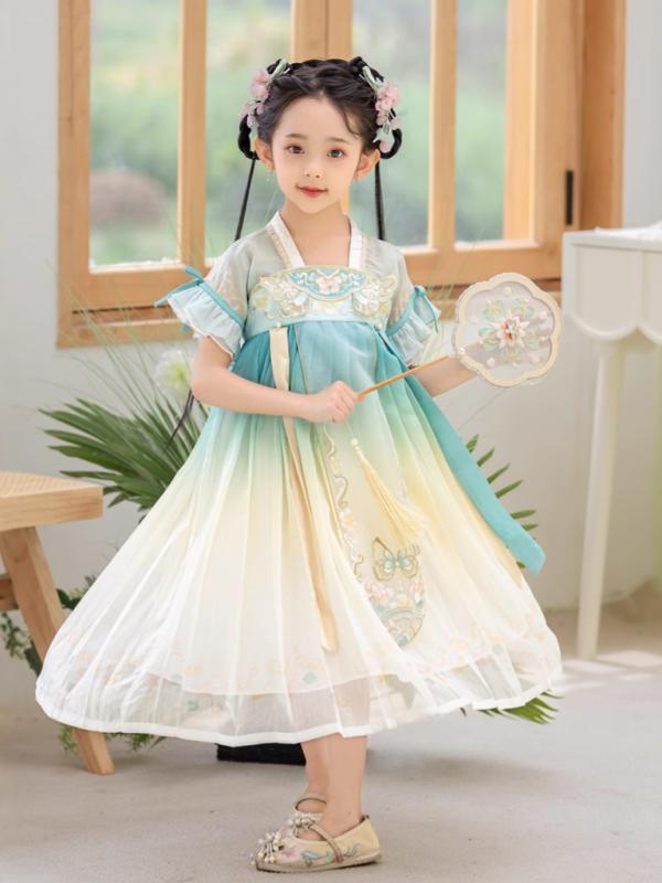 ・カテゴリ: 子供用旗袍・唐装・民族衣装・デザイン: プリンセス・安全基準: B類・対象性別: 女の子・主な素材: ポリエステル・素材の含有量: 71%〜80%・カラー展開: ピンク、グリーン・サイズ展開: 110cm、120cm、130cm、140cm、150cm・対象年齢: 3〜8歳（身長100〜140cm相当）