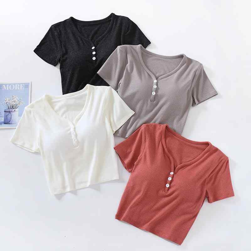 ・カテゴリ: インナーTシャツ・カラー展開: ブラック、ホワイト、グレー、テラコッタ・サイズ展開: M、L、XL・ネックライン: Vネック・スタイル: フェミニン・デザイン: プルオーバー・対象: 女性