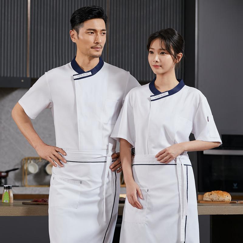 ・カテゴリ: 厨师服・対象性別: 男女兼用・機能: 吸湿速乾・ボトムス丈: ショートパンツ・主な素材: 綿、ポリエステル・カラー展開: ホワイト、グレー、ブラック、ブルー・サイズ展開: M、L、XL、XXL、XXXL、4XL・上下セット分類: トップス・袖型: レギュラースリーブ・袖丈: 半袖・ネックライン: スタンドカラー