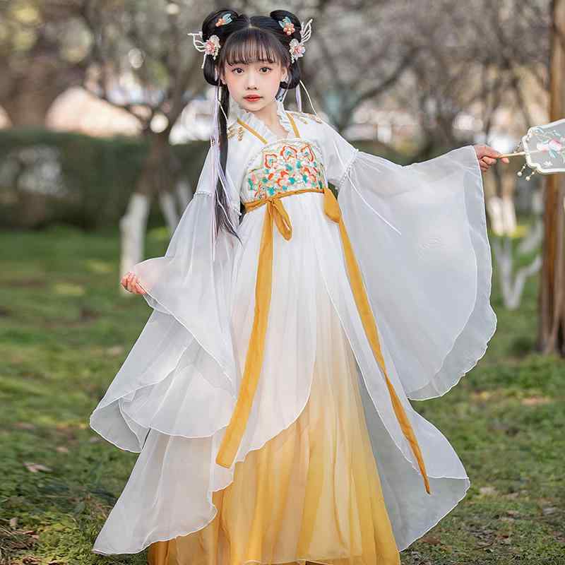 ・カテゴリ: 子供用旗袍・唐装・民族衣装・スタイル: プリンセス、民族衣装・柄: 花柄・インナー: なし・生地加工: 柔軟加工・性別: 女児・主な素材: ポリエステル・素材含有量: 80%・生地の厚さ: 普通・カラー展開: スズランコーヒー色バタフライスリーブ・サイズ展開: 110cm、120cm、130cm、140cm、150cm、160cm・対象年齢: 8歳以上