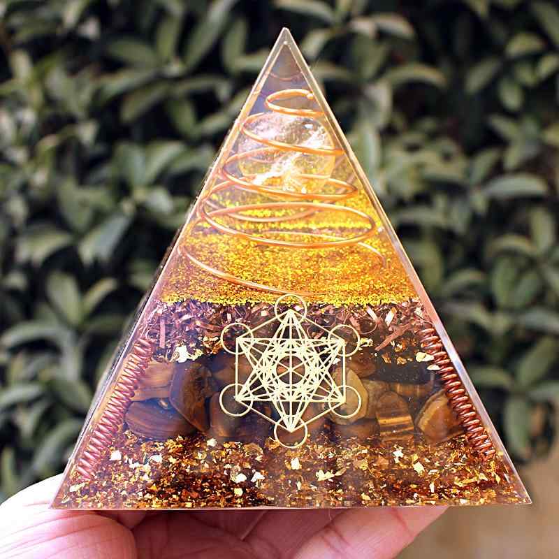 ・カテゴリ: 樹脂工芸品・主な素材: クリスタルレジン（エポキシ樹脂）、プラスチック、樹脂・デザイン: 白水晶球らせんタイガーアイ・サイズ: 10cm・スタイル: 欧風