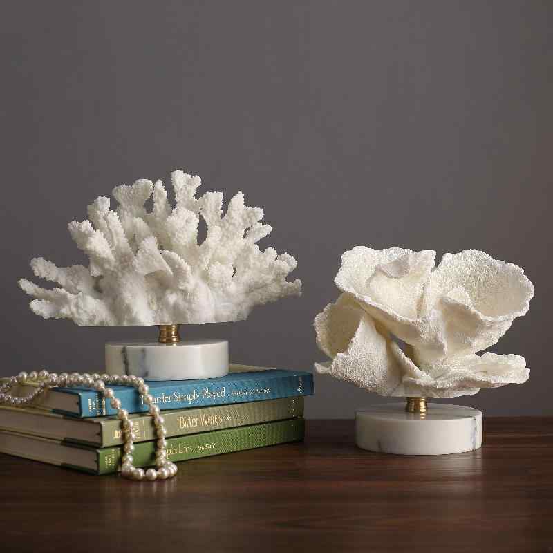 ・カテゴリ: 樹脂工芸品・カラー展開: サンドストーンサンゴオーナメント-樹脂ベース、BYX7055-B、BYX7055-S、BYX7056-B、BYX7056-S、BYX7057-B、BYX7057-S・適用シーン: 結婚祝い、誕生日、満月祝い、旅行記念、卒業、引っ越し、パーティー、お見舞い・対象関係: 後輩、カップル、夫婦、同僚、友人、先輩、子供、クラスメイト、恩師・ギフト用途: ポイント交換ギフト、ビジネスギフト、広告ギフト、プロモーション販促品、会議ギフト、福利厚生ギフト、祝日ギフト、表彰記念、広報ギフト・適用祝日: クリスマス、バレンタインデー、春節、父の日、母の日、教師の日、元旦、七夕、ハロウィン、イースター、こどもの日、国際女性デー・素材: プラスチック、樹脂