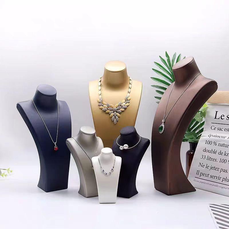 ・種類: 一体型・材質: PU・デザイン: 立体・カラー展開: ホワイト、シルバー、ブラック、マットゴールド・サイズ展開: 超ミニ（高さ13.5cm）、S（高さ19cm）、M（高さ25cm）、L（高さ30cm）、LL（高さ37cm）・層数: 1層・スタイル: 高級感・アウター素材: PU・加工技術: パッチワーク