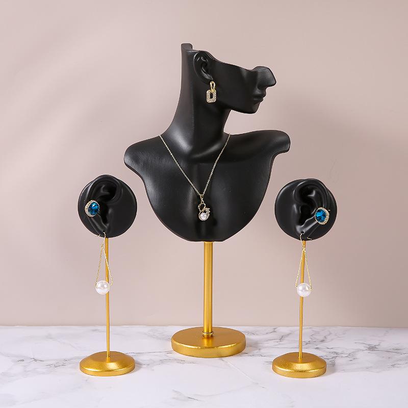 ・種類: 一体型・材質: 金属・デザイン: 人像・耳・カラー展開: 左耳ブラック、右耳ブラック、左耳ホワイト、右耳ホワイト、人像ブラック、人像ホワイト、ブラックセット、ホワイトセット・サイズ: 詳細参照・層数: 1層・スタイル: アート風・外殻素材: 樹脂・加工: アイアン