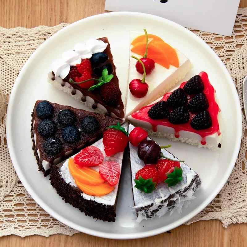 知育玩具 子供用 キッズ 食品サンプル フェイクスイーツ 三角 ムースケーキ フェイクパン フルーツ デザート クリーム 模型 DIYキット おままごと ごっこ遊び 手作りセット かわいい カラフル