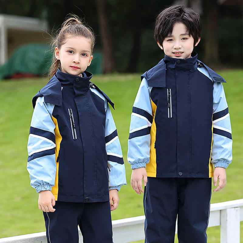 ・カテゴリ: 制服・スクールウェア・スタイル: ブリティッシュ、スポーツ・対象: ユニセックス（キッズ・ジュニア、8歳以上・身長140cm以上向け）・主な素材: ポリエステル・開き方: ファスナー・フード: 取り外し可能・セット内容: 2点セット、3点セット（長袖＋パンツ）・カラー展開: マウンテンパーカー2点セット、マウンテンパーカー2点セット（アウター＋インナー）、マウンテンパーカー3点セット、同デザインインナー・対応身長: 100cm、110cm、120cm、130cm、140cm、150cm、160cm、170cm、180cm