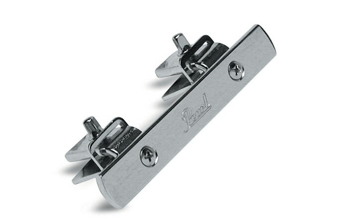 ほぼすべての標準サイズのマーチングバスドラムに適合。 リムクリックを使用するプレイヤーに最適で、チューニングキーを使って固定します。 スチール製、フープ取付タイプ