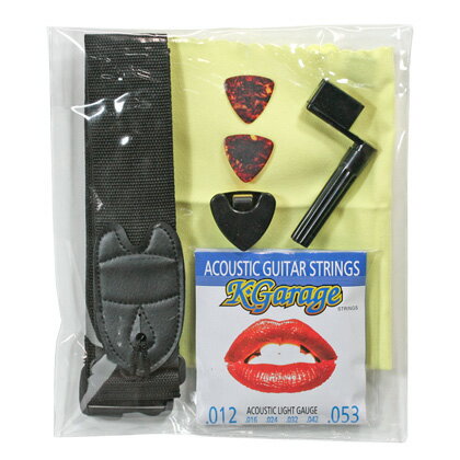 アコースティックギター用の便利なアクセサリーセットです。 定形外郵便OK！ セット内容：ギターストラップ/クロス/ワインダー/ピック×3枚/ギター弦 さらに充実した内容のセットもございます！ ※製品のデザインは異なる場合がございます。