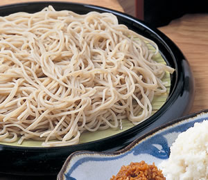 信州おしぼりそば6人前 辛味大根・信州味噌（赤味噌）・天然水・そばつゆ付 親田辛味大根 送料無料 バレンタイン ギフト 合格祝 雛そば ひなまつり 誕生日プレゼント 快気祝 内祝格安通販　バレンタイン　人気　ランキング