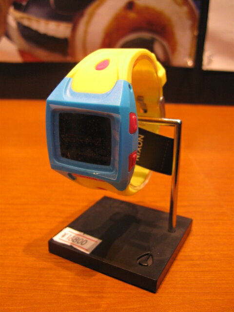 ≪送料無料≫NIXON WATCH Small Lodown Yello