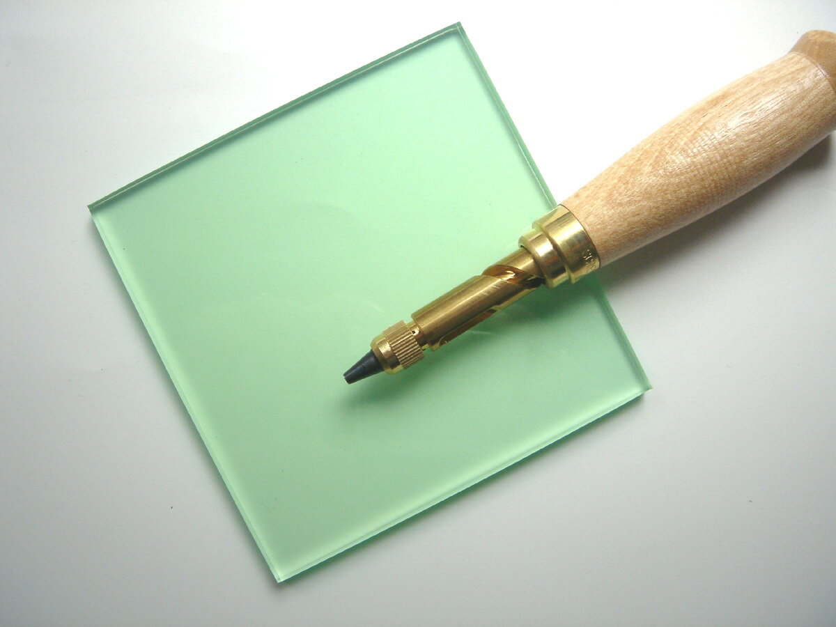 ビニ板 グリーン透明 カッティングマット100x100x6mmポンチ用 ポンチ本体は附属しておりません 