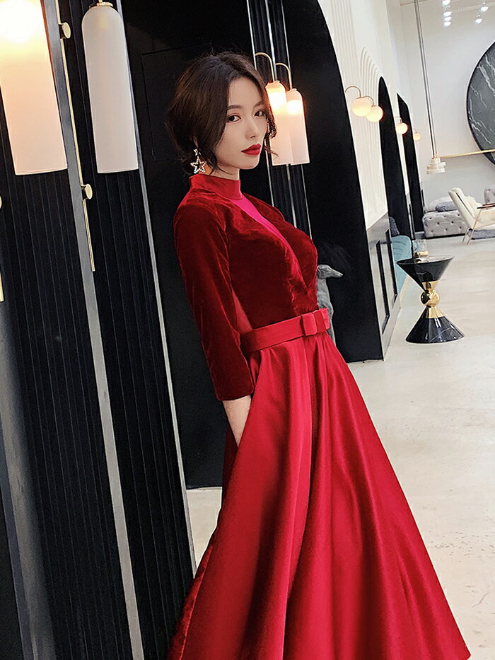 ウェディングドレス ウエディングドレス カラードレス パーティードレス 演奏会 発表会 イブニングドレス フォーマル カクテルドレス コンサート コンクール レッド ベルベット ミディアムドレス 赤 結婚式 二次会 披露宴 花嫁 前撮り 後撮り ブライダル wedding dress