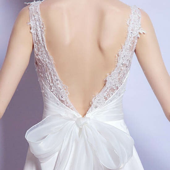 Aラインドレス ウエディングドレス ウェディングドレス 二次会ドレス 花嫁 ウェディングドレス 結婚式 ブライダルドレス ロングドレス 披露宴 海外挙式 オープンバック サテン 袖なし wedding dress 前撮り 海外挙式 エレガント クラシック 上品 シンプル セミオーダー