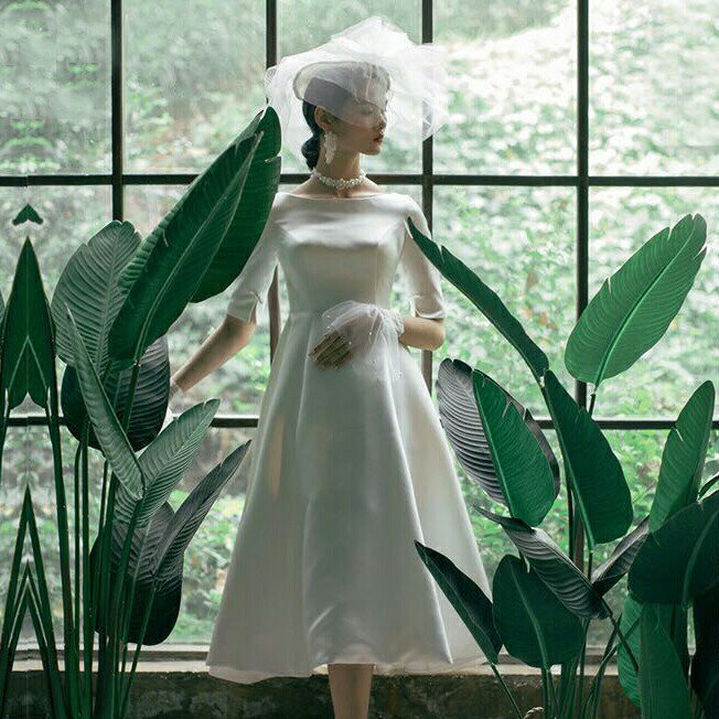 Aラインドレス ウエディングドレス ウェディングドレス 結婚式 花嫁 二次会ドレス 海外挙式 披露宴 wedding dress ブライダルドレス ロングドレス オフホワイト シンプル サテン 5分袖 バックレース 前撮り 海外挙式 エレガント クラシック 上品 シンプル セミオーダー