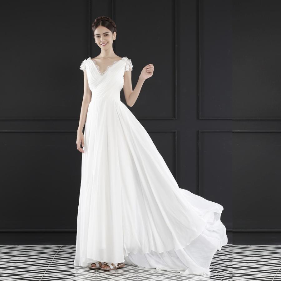 ウエディングドレス 結婚式 Aラインドレス 二次会ドレス ロングドレス 花嫁ドレス パーティードレス 長袖 お呼ばれ服 ウェディングドレス エンパイア 大きいサイズ 披露宴 前撮り ブライダルドレス 海外挙式 オーダーメイド オフホワイト 5号 7号 9号 11号 13号 15号 17号
