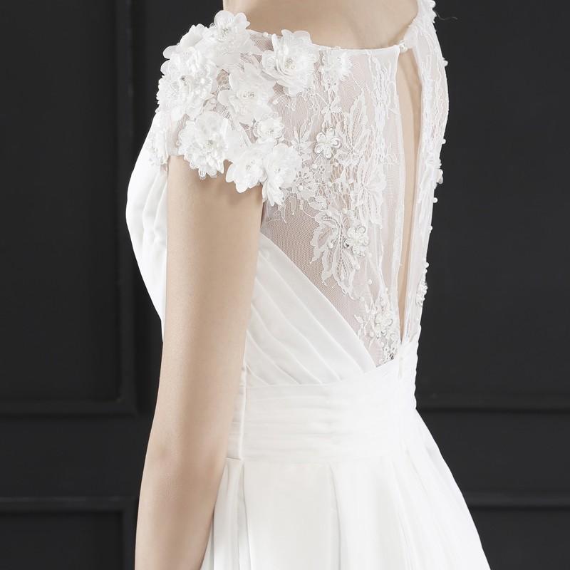 ウエディングドレス 結婚式 Aラインドレス 二次会ドレス ロングドレス 花嫁ドレス パーティードレス 長袖 お呼ばれ服 ウェディングドレス エンパイア 大きいサイズ 披露宴 前撮り ブライダルドレス 海外挙式 オーダーメイド オフホワイト 5号 7号 9号 11号 13号 15号 17号