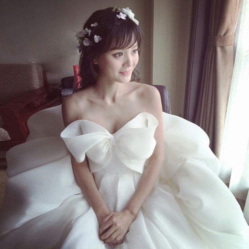 ウェディングドレス 結婚式 ブライダル 花嫁 二次会ドレス プリンセスラインドレス ロング 白 オフホワイト ウエディングドレス 披露宴 パーティードレス リボン 前撮り 海外挙式 エレガント ボリューム プリンセスラインウェディングドレス 上品 セミオーダー ホテル挙式