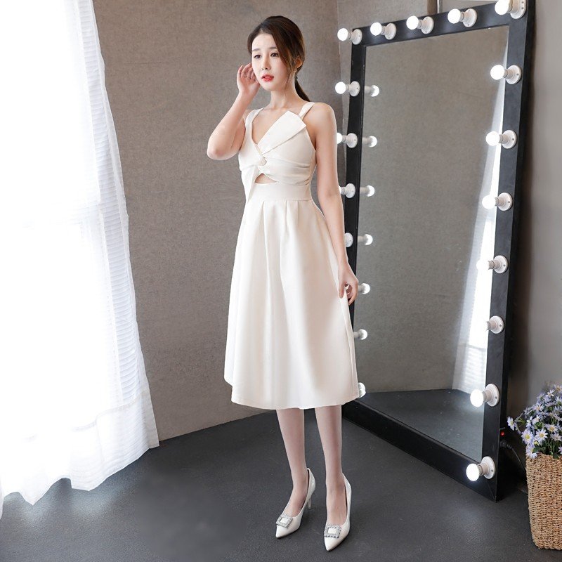 ウェディングドレス ウエディングドレス カラードレス ミニ 安い 白 オフホワイト 花嫁 結婚式 二次会ドレス パーティードレス ウエディング ワンピース 披露宴 演奏会 イブニングドレス お呼ばれドレス 大きいサイズ 発表会 コンサート カクテルドレス 前撮り 後撮り