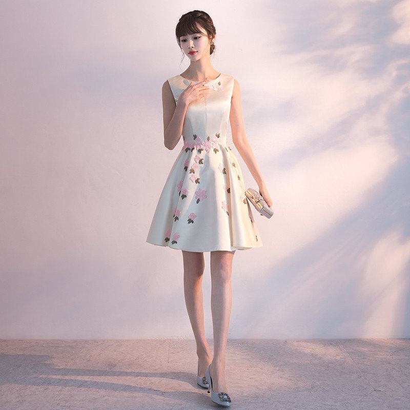 ウェディングドレス ウエディングドレス カラードレス ミニ 安い 結婚式 10代 20代 30代 披露宴 パーティードレス 演奏会 カクテルドレス 二次会ドレス 花嫁ドレス 成人式 ミニドレス フォーマル 発表会ドレス イブニングドレス コンサート 前撮り 後撮り