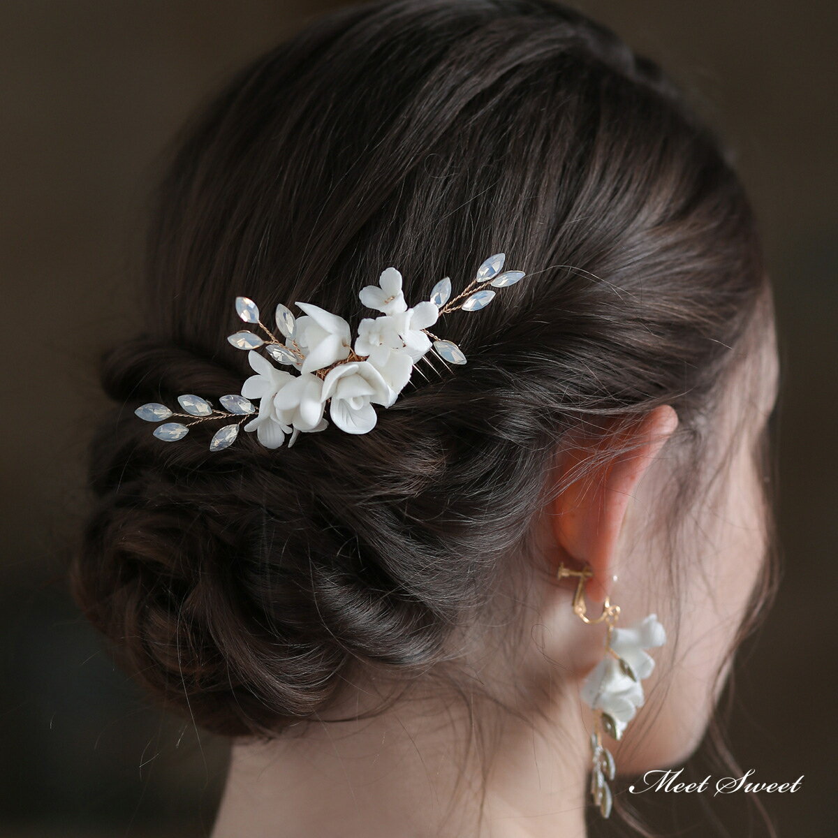 ウェディングヘッドドレス 髪飾り フラワー 結婚式 二次会 発表会 演奏会 披露宴 前撮り 花 ブライダル..