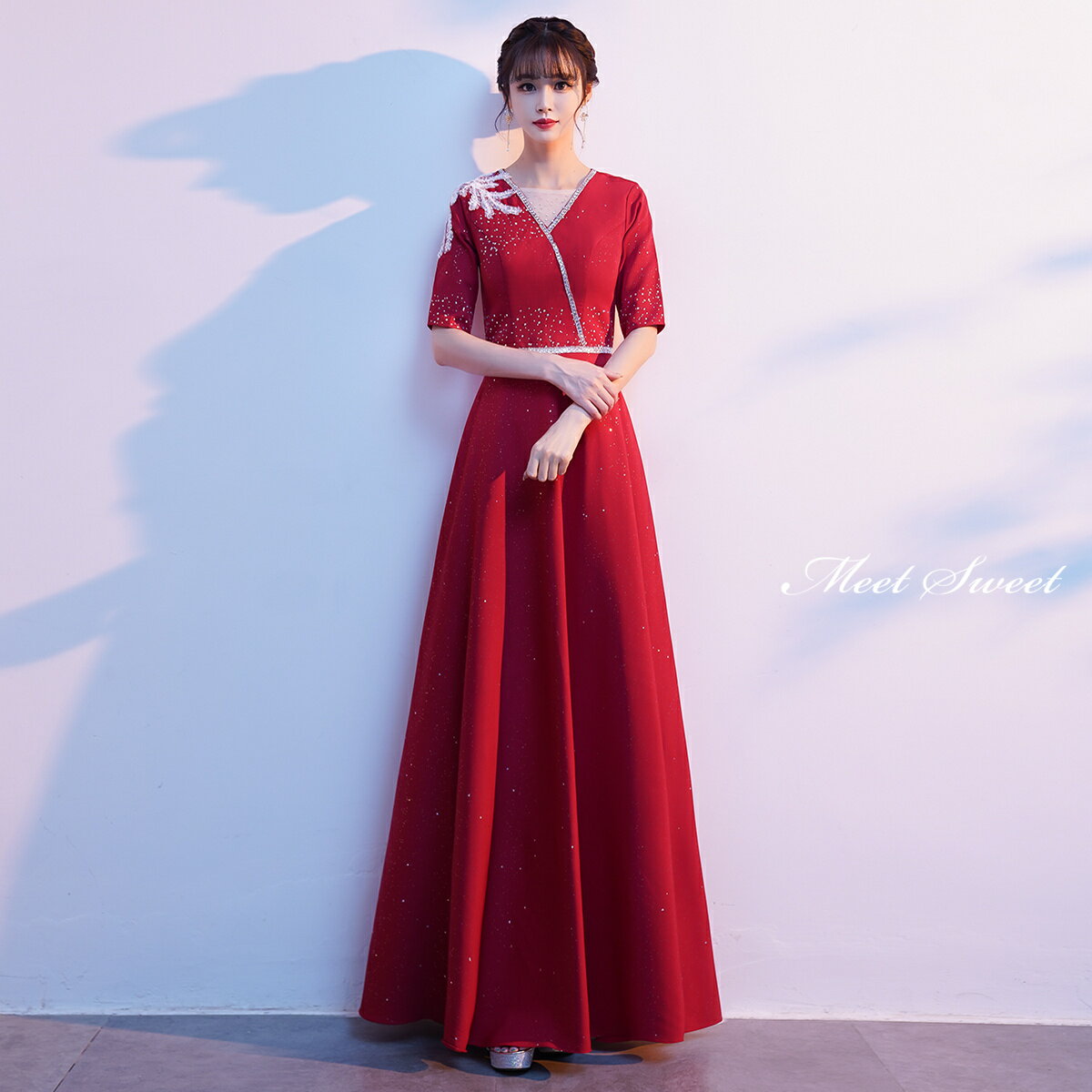 カラードレス ロングドレス レッド 半袖 演奏会ドレス 発表会 コンサート コンクール 舞台 コーラス オーケストラ 合唱衣装 大人 ステージドレス 大きいサイズ ウェディングドレス ウエディングドレス 結婚式 二次会 披露宴 花嫁 ブライダル パーティードレス