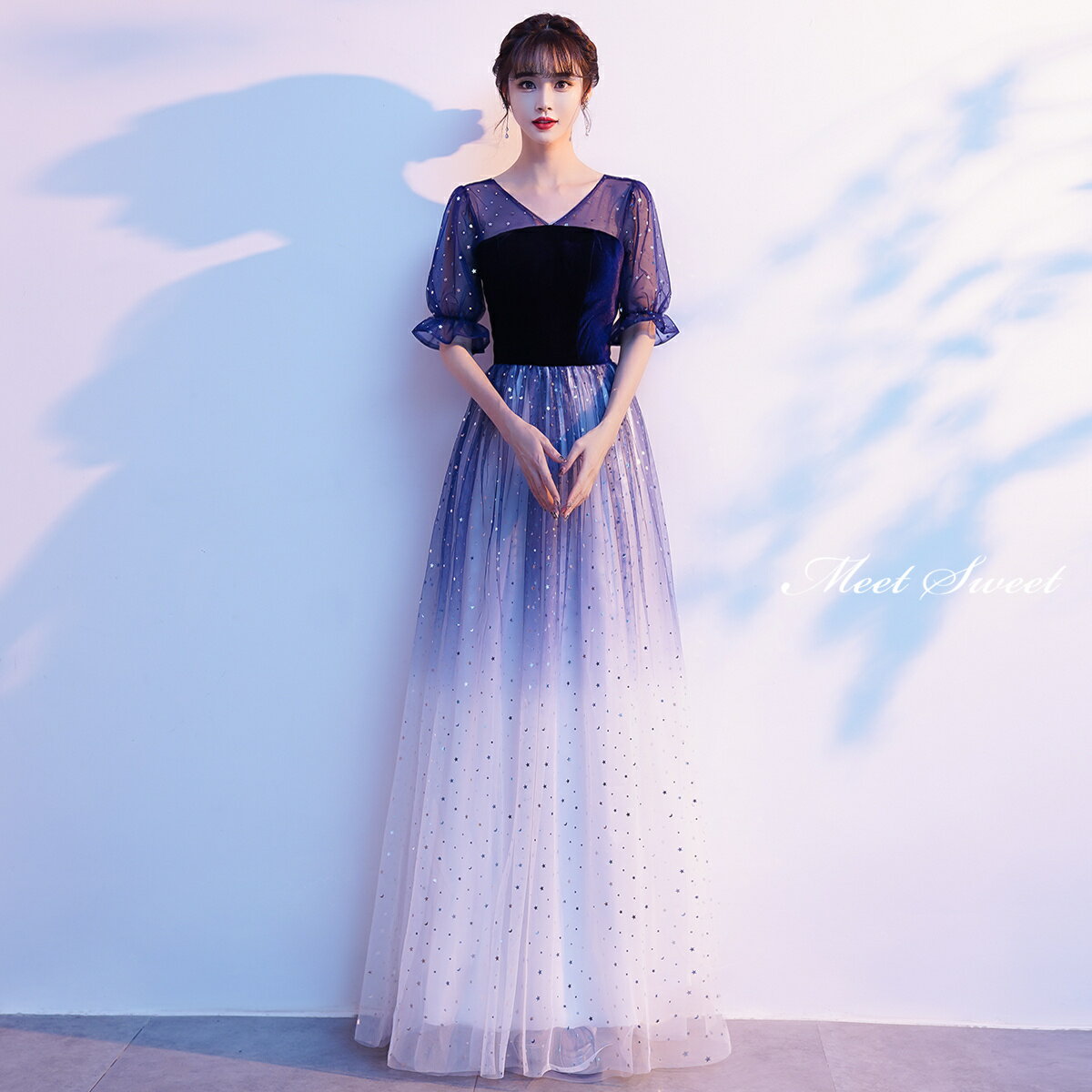 カラードレス ブルー 半袖 ロングドレス 演奏会 発表会 コンサート コンクール 舞台ドレス コーラス オーケストラ 合唱衣装 大人 ステージドレス 大きいサイズ ウェディングドレス ウエディングドレス 結婚式 二次会 披露宴 花嫁 ブライダル パーティードレス